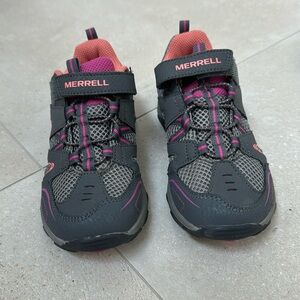 Merrell Little Girls size 13.5